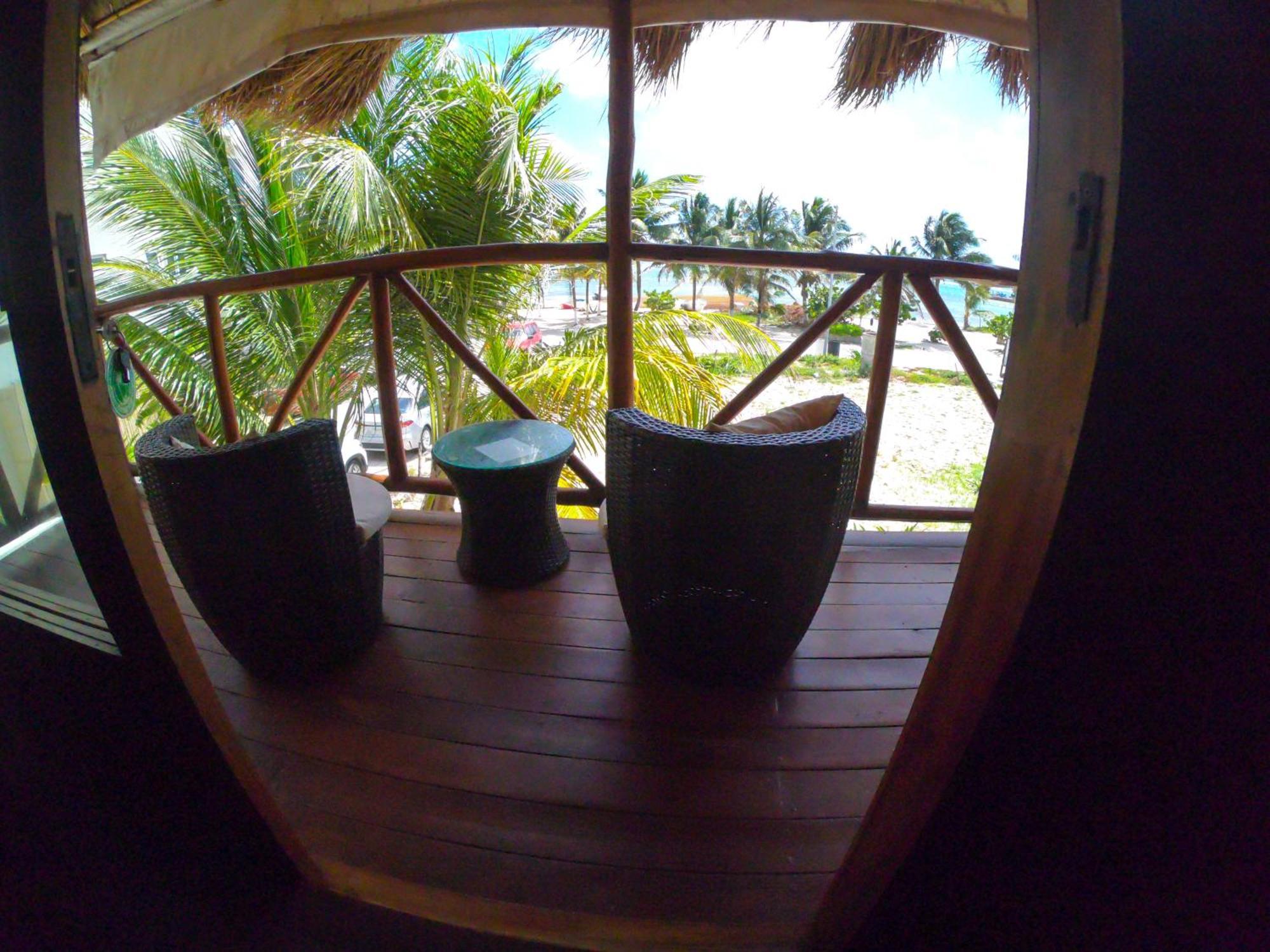 Palmeras De Mahahual Cabanas Номер фото