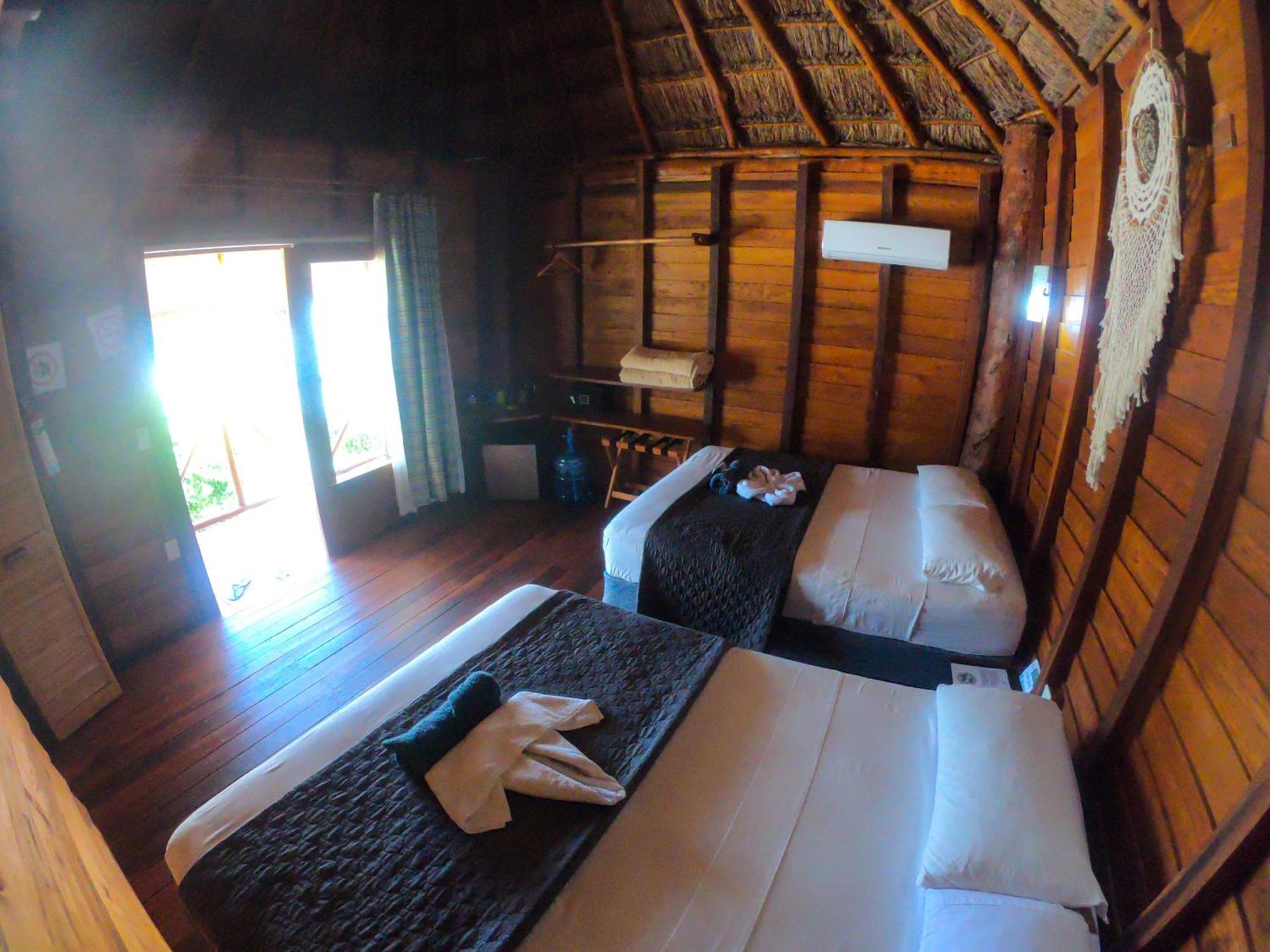 Palmeras De Mahahual Cabanas Номер фото